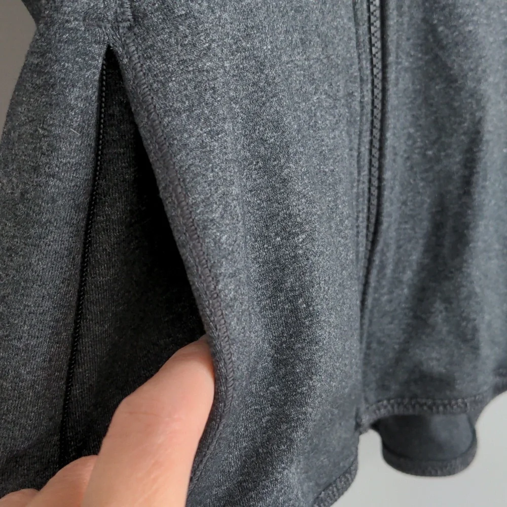 Lululemon Mesh Is More Jacket, Heathered Black, Womens Size 6 - Picture 9 of 12